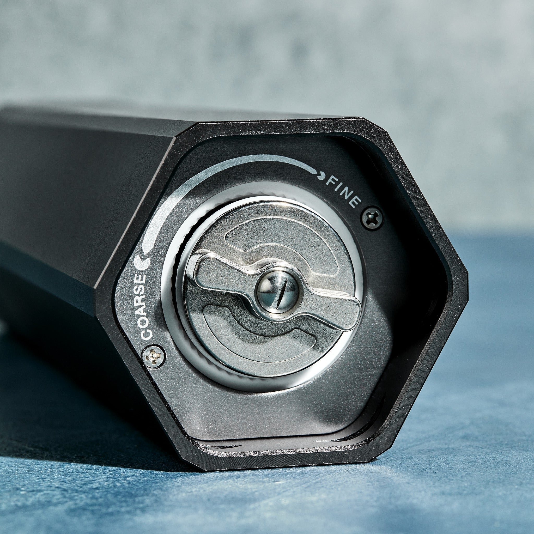 HexMill Salt and Pepper Grinder Set